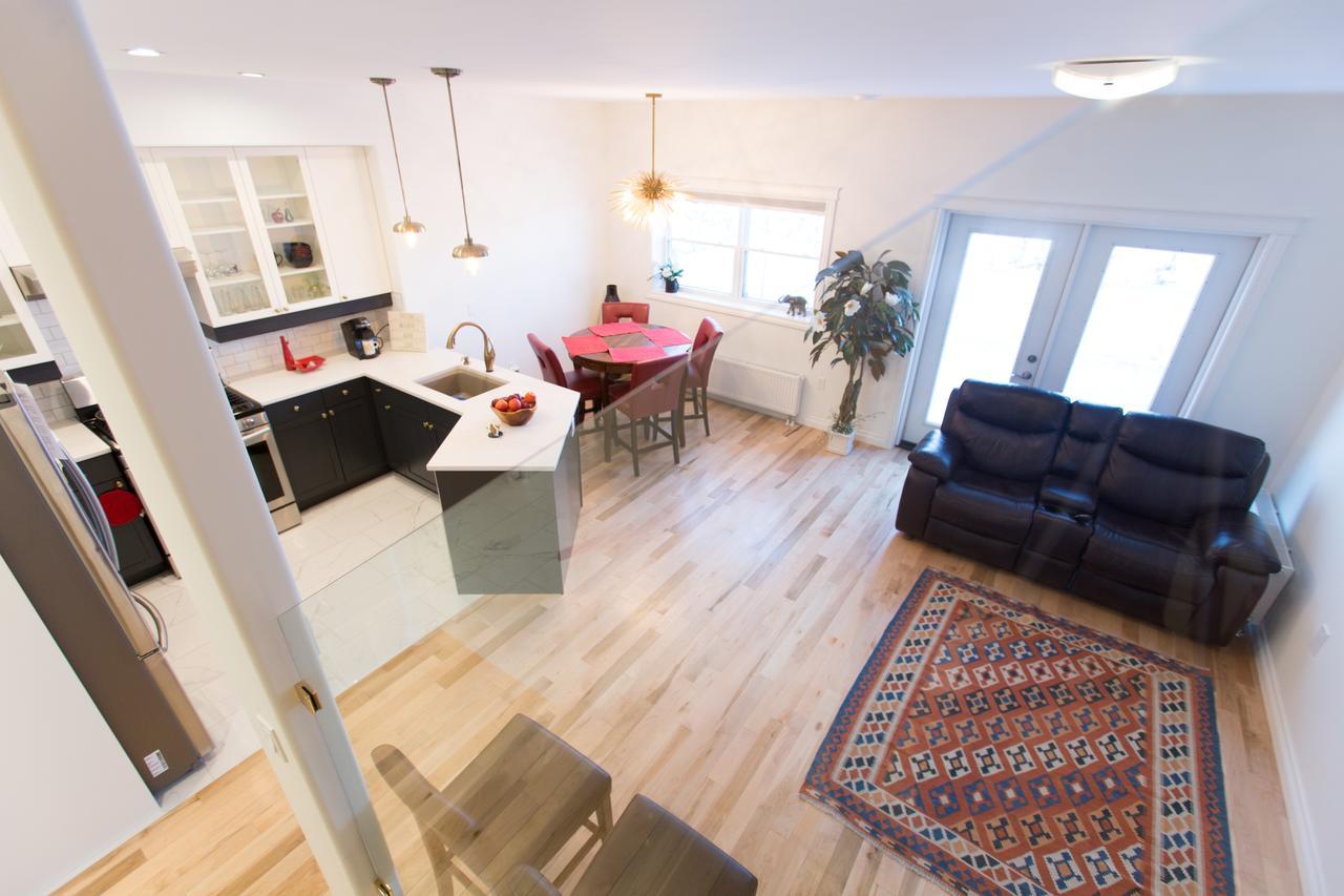 Aurora Deluxe Guest House Yellowknife Exterior foto