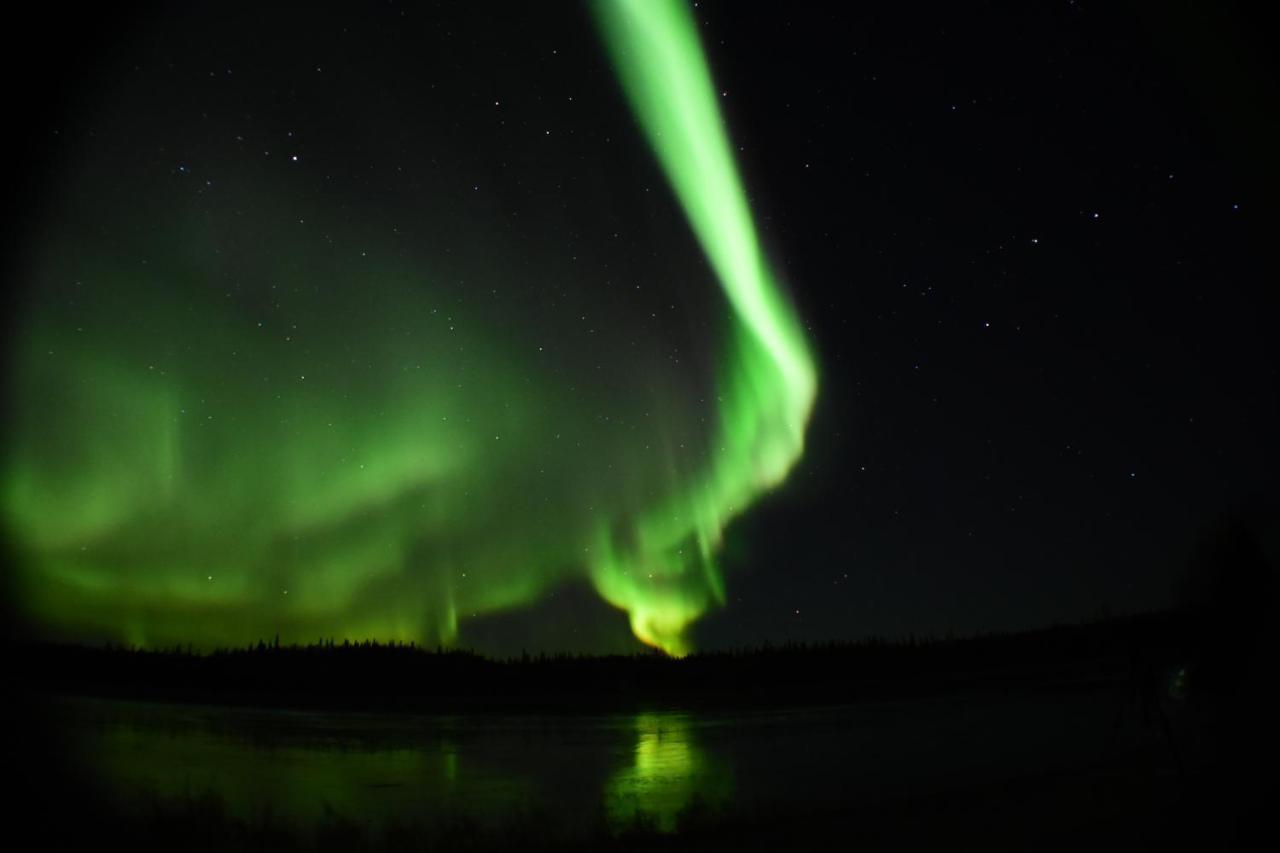 Aurora Deluxe Guest House Yellowknife Exterior foto