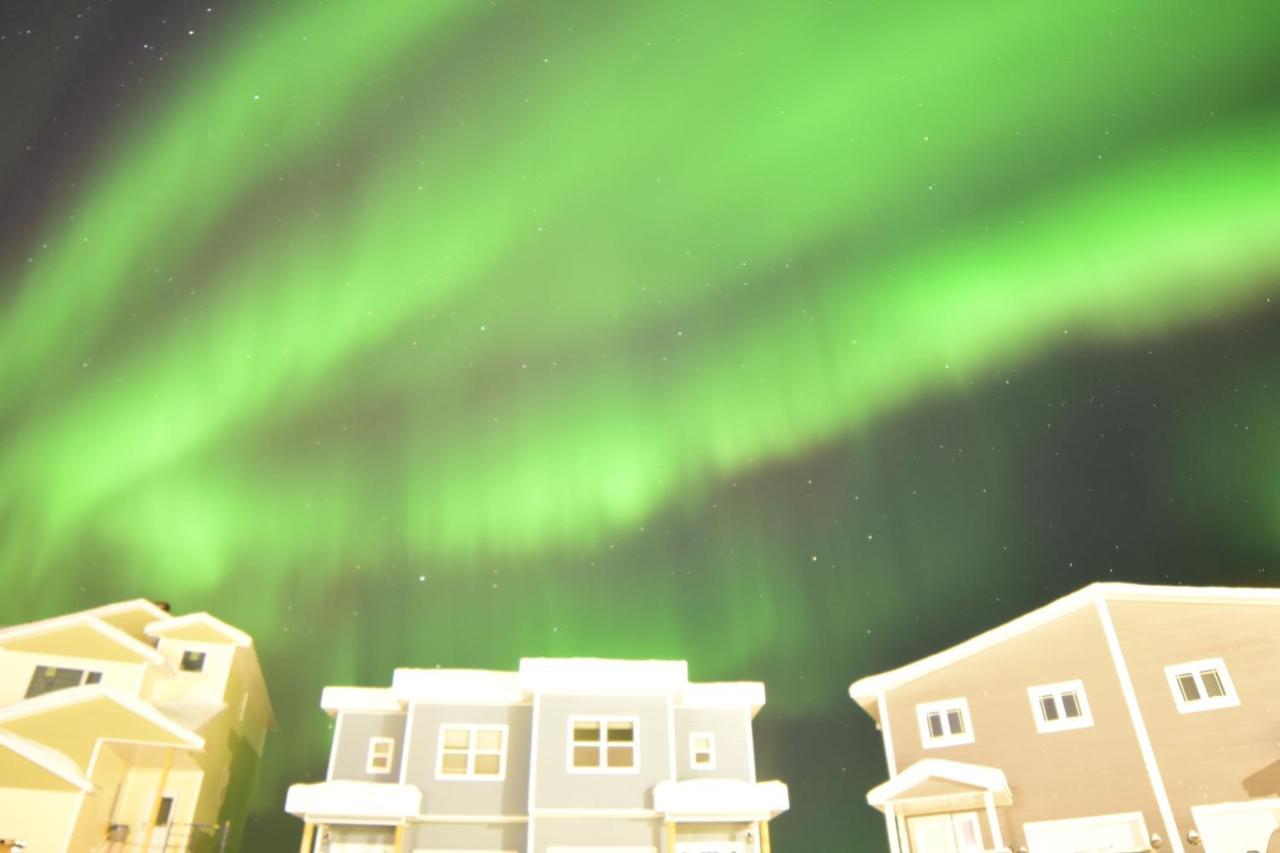 Aurora Deluxe Guest House Yellowknife Exterior foto
